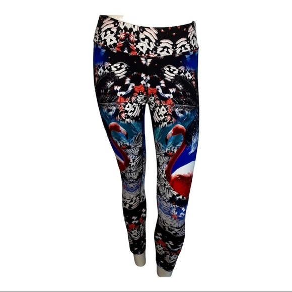 Material Girl Active Flamingo leggings sz lrg - Picture 1 of 5